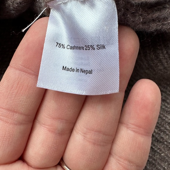 Care By Me Hanne Turtleneck Luxury Cashmere Silk Blend Sweater - Picture 9 of 16